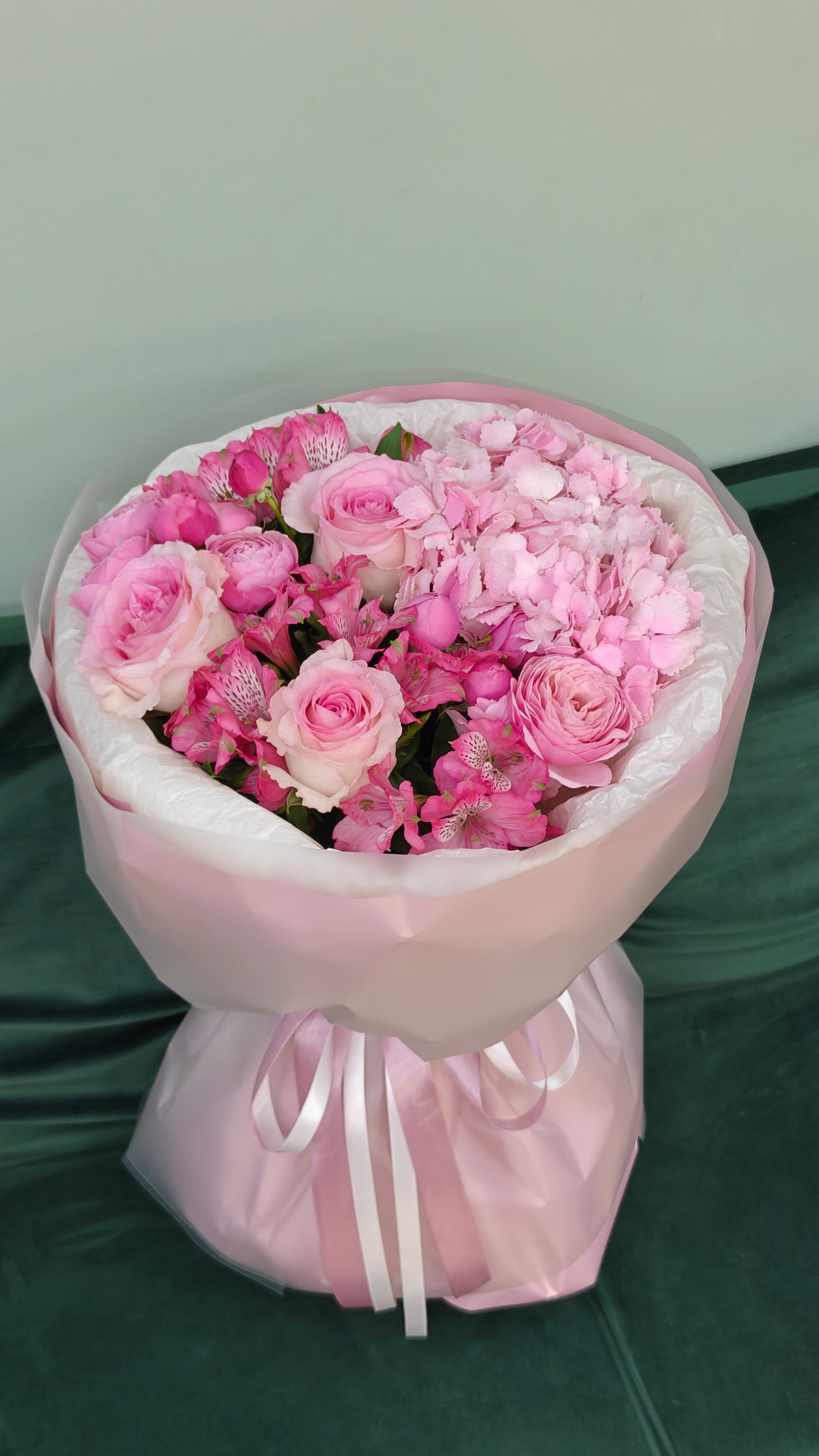 Букет розовых роз