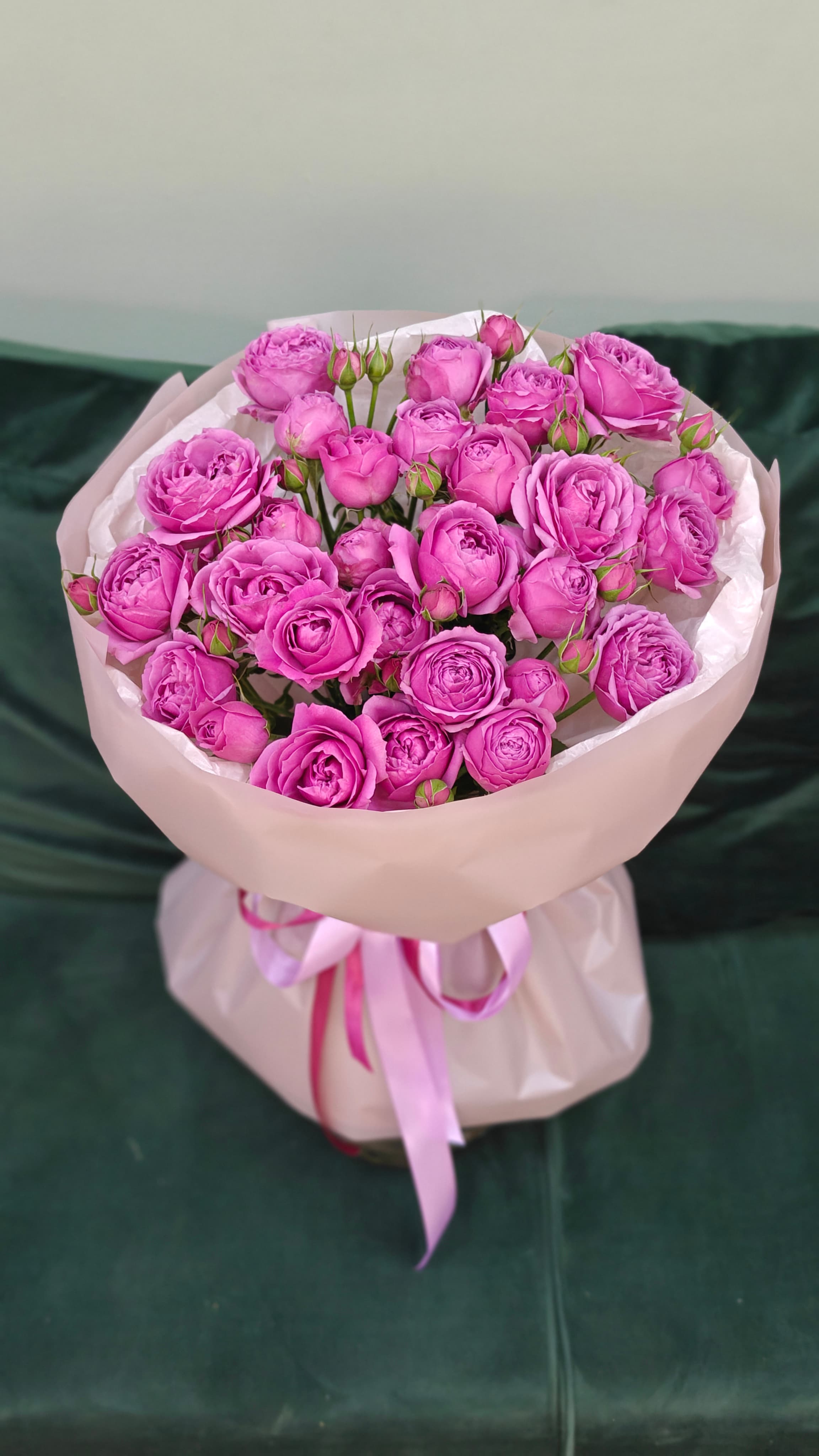 Букет пионовидных роз Мисти баблз