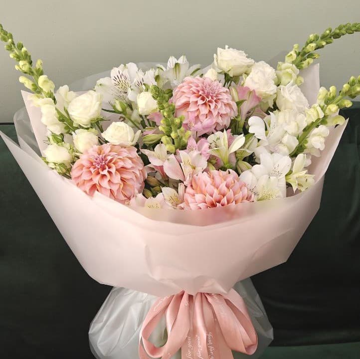 Букет Георгин